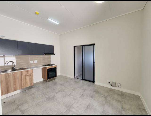 1 BEDROOM PROPERTY TO RENT IN GREENBAY ECO ESTATE